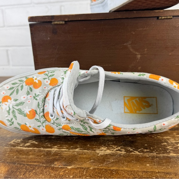Vans White and Orange Floral Sneakers Women’s 9.5 - Picture 12 of 12